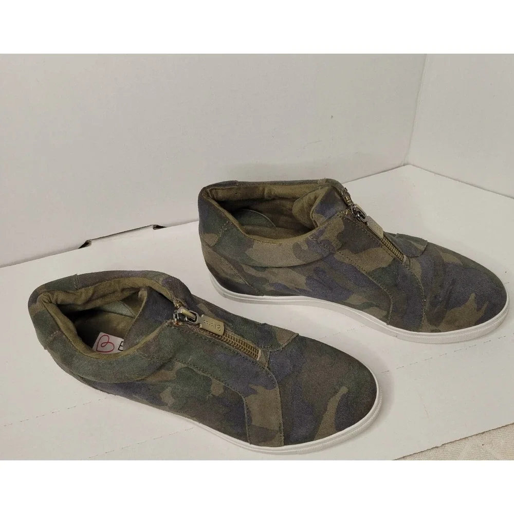 Blondo Glenda‎ Waterproof Camo Zip Up Ankle Booties Comfortable Shoes comfort
